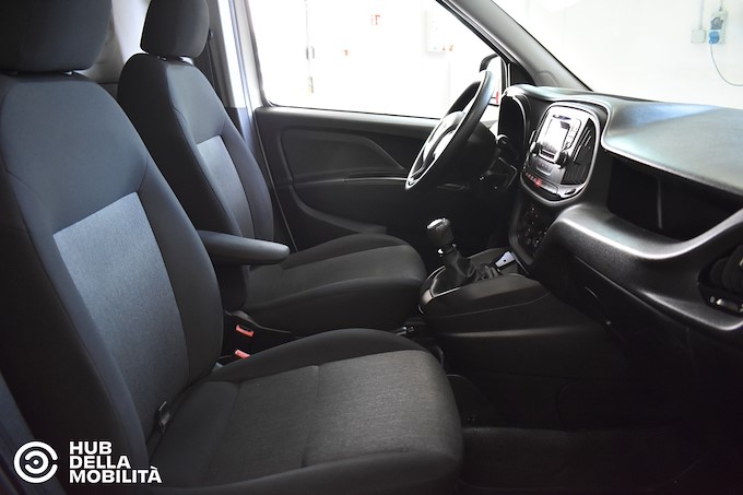 FIAT Doblò 1.4 T-Jet Natural Power PL-TN Cargo Maxi Lamierato SX